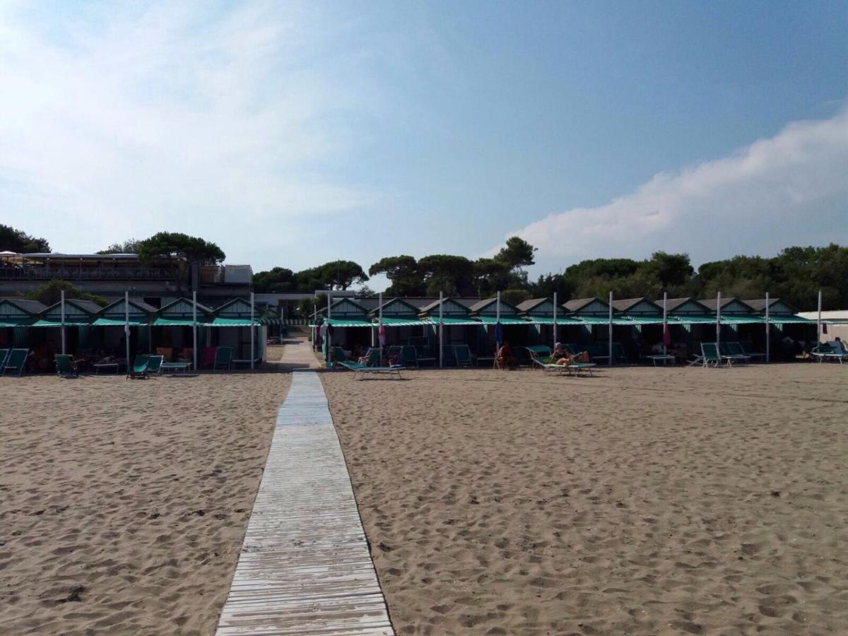 Hotel La Meridiana Venetië-Lido Buitenkant foto