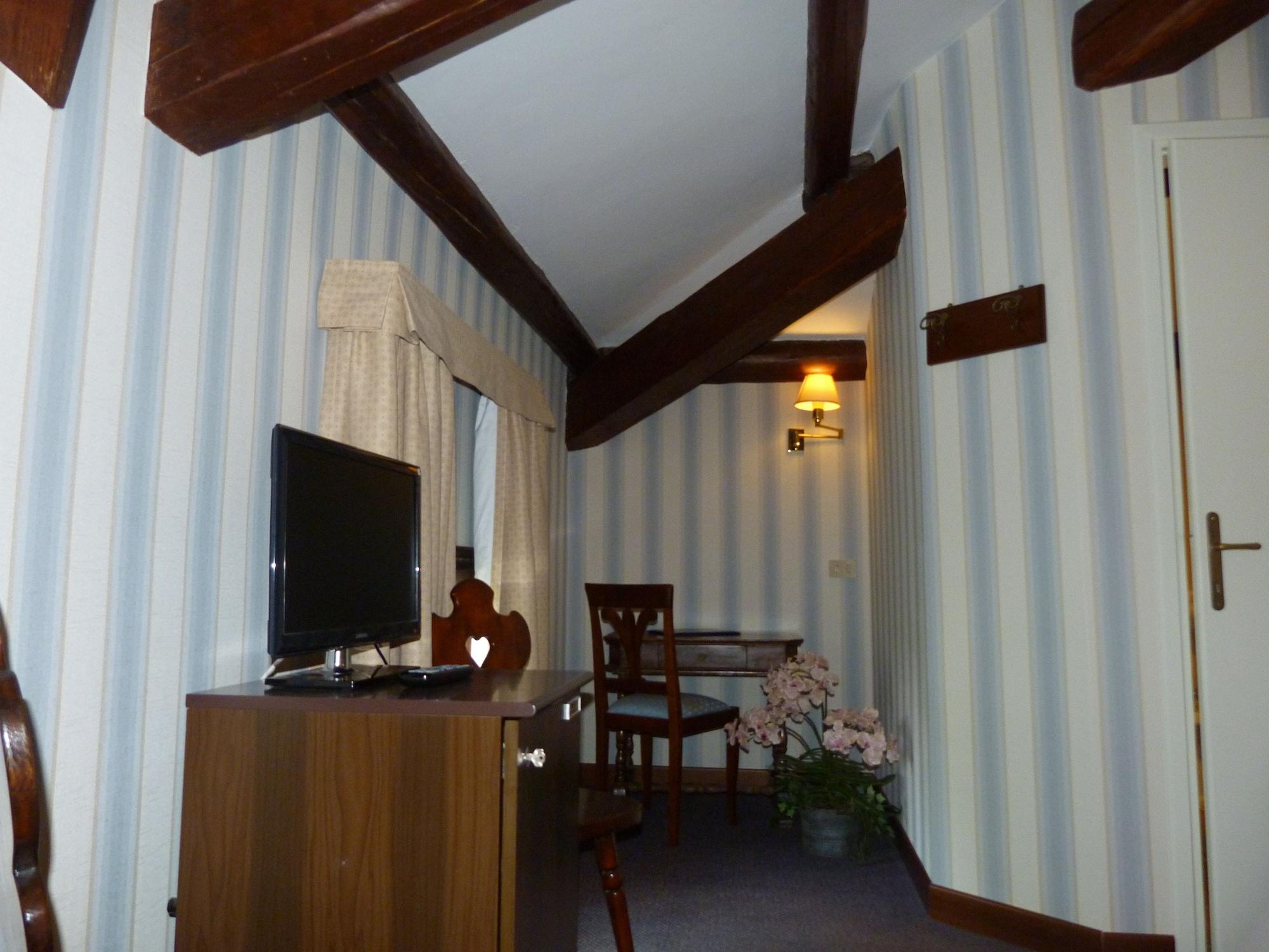 Hotel La Meridiana Venetië-Lido Buitenkant foto