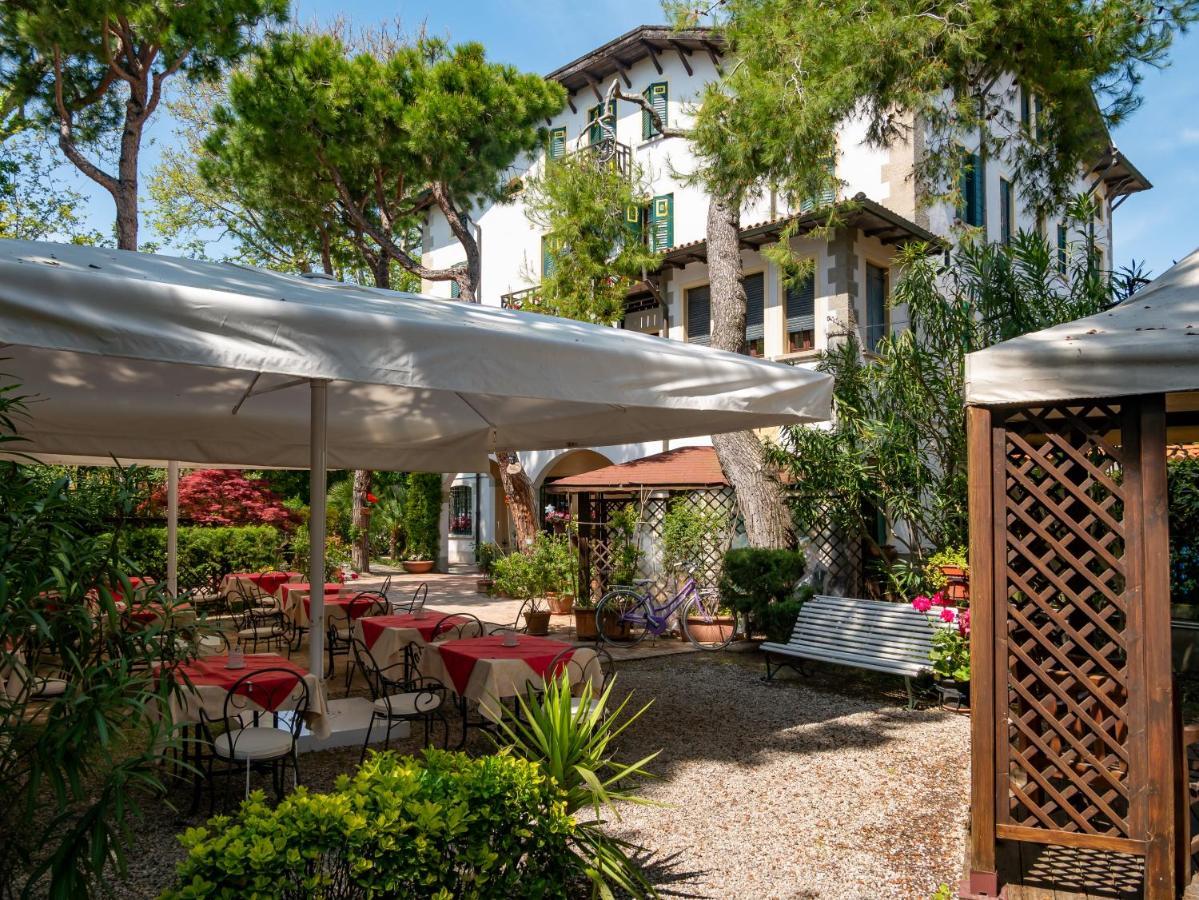 Hotel La Meridiana Venetië-Lido Buitenkant foto